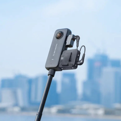 Mic Adapter (Vertical Version) - Insta360
